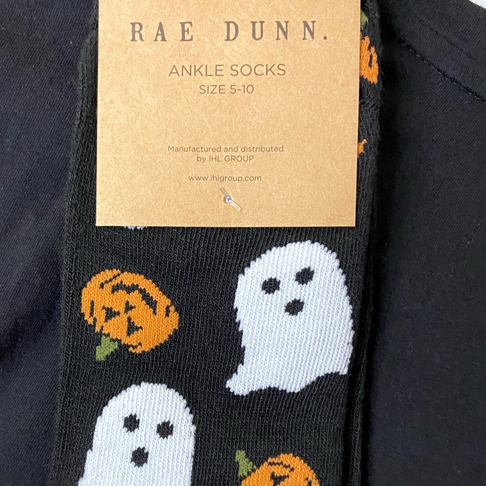 RAE DUNN Halloween Boo! Long Sleeved T-Shirt With Bonus Cozy Socks Women’s Sz M - Picture 4 of 6